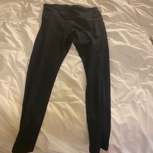 Black leggings with pockets